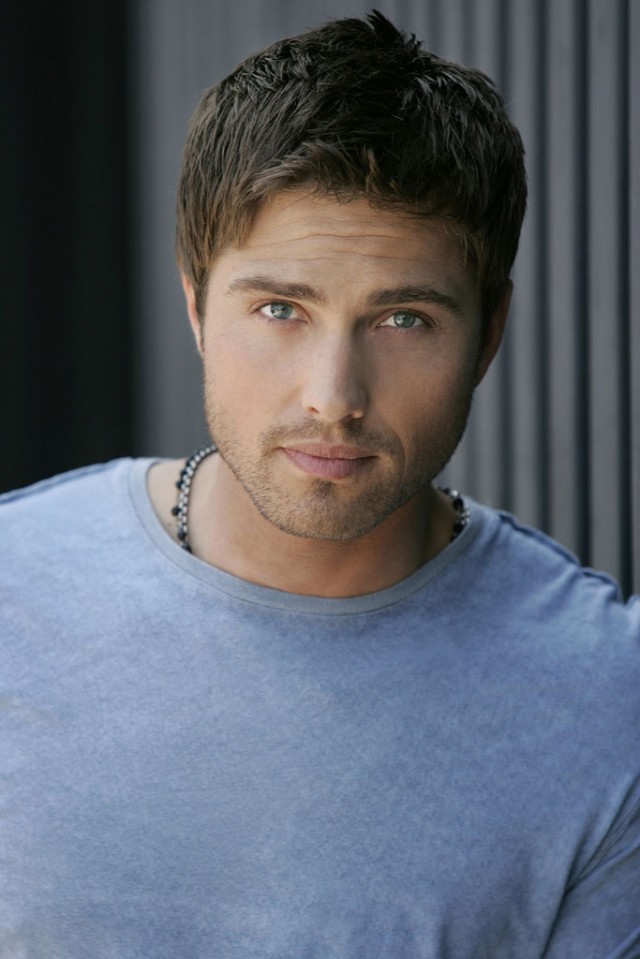 Eric Winter Fotoğrafları 1