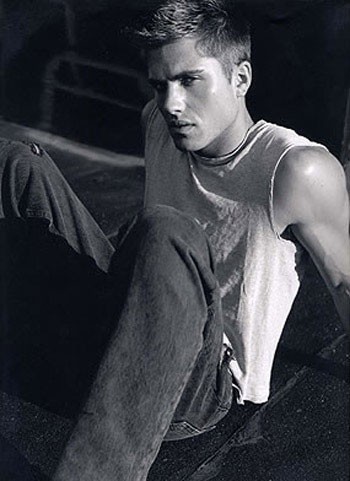 Eric Winter Fotoğrafları 4