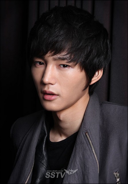 Lee Won-geun Fotoğrafları 9