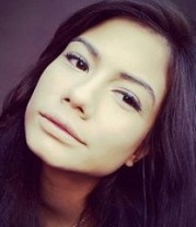 Demet Özdemir Fotoğrafı