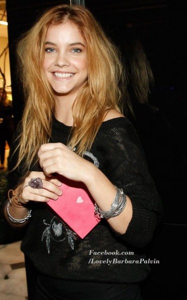Barbara Palvin Fotoğrafı