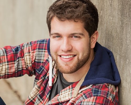 Drew Grey Fotoğrafı