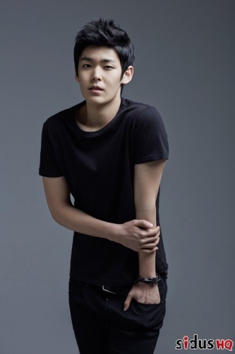 Kim Young-Jae (II) Fotoğrafı