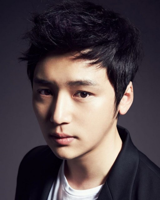 Byun Yo-han Fotoğrafı