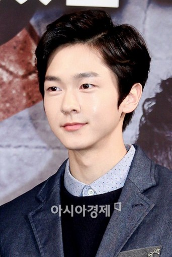 Lee Seung-Ho Fotoğrafı
