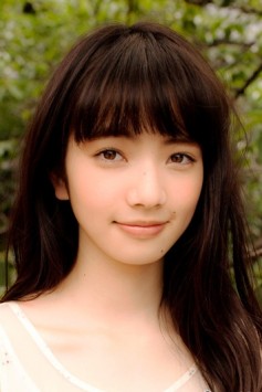 Nana Komatsu Fotoğrafları 1