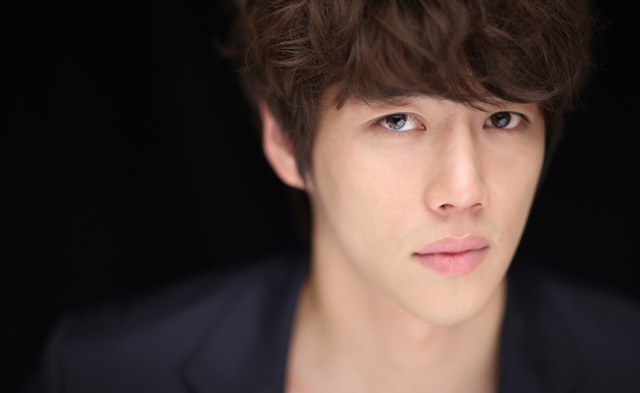 Kim Hyuk Fotoğrafı