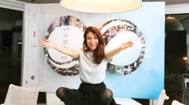 Esra İnal Fotoğrafı