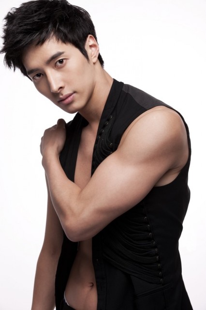 Ji Hoo fotoğrafı