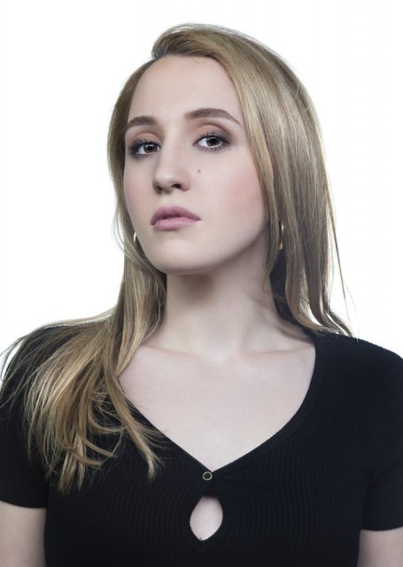 Harley Quinn Smith Fotoğrafları 20