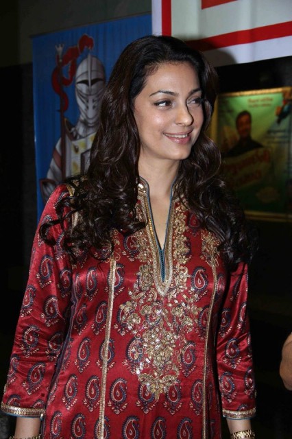 Juhi Chawla Fotoğrafları 79