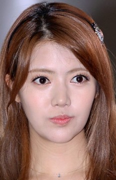Jung Yoon-hye Fotoğrafı