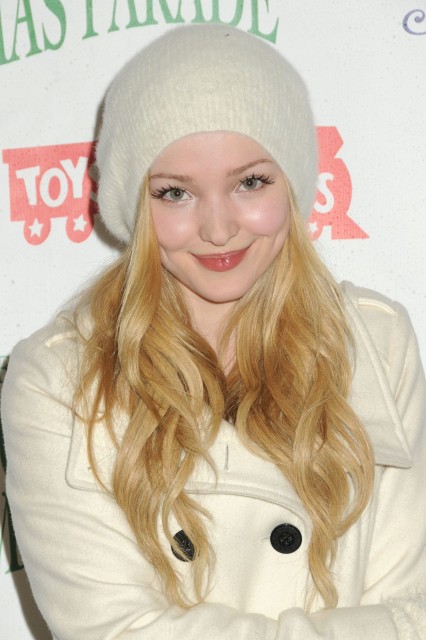 Dove Cameron Fotoğrafları 71