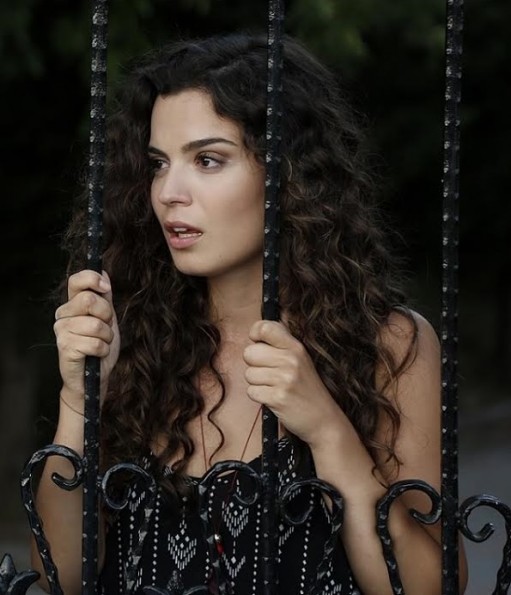 Aslı Bekiroğlu Fotoğrafı