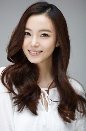 Kwon Yu-jin Fotoğrafı