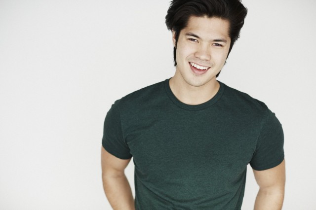 Ross Butler Fotoğrafları 7