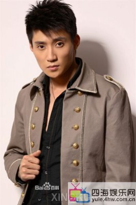Liu Chang De Fotoğrafı