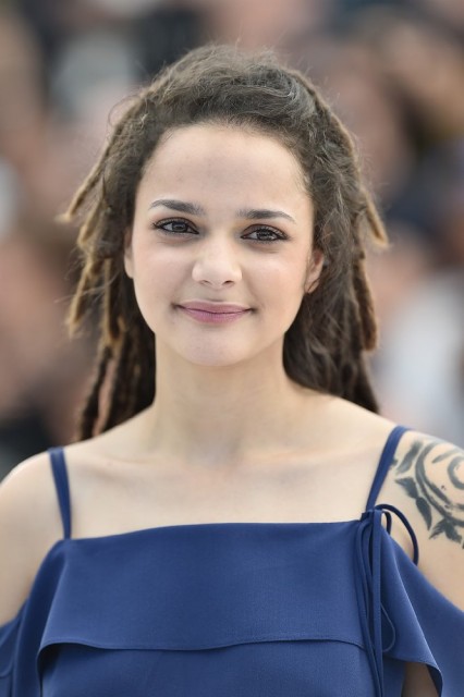 Sasha Lane Fotoğrafları 1