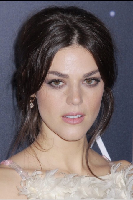 Callie Hernandez Fotoğrafları 4