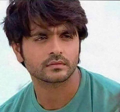 Ashish Sharma Fotoğrafları 6