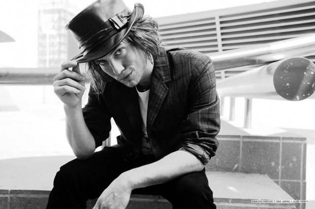 Jackson Rathbone Fotoğrafları 206