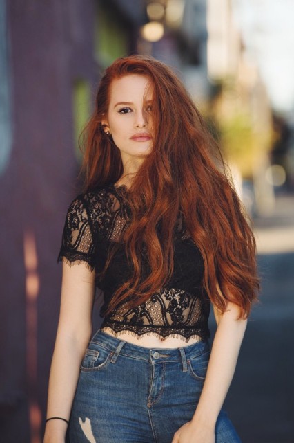 Madelaine  Petsch Fotoğrafı