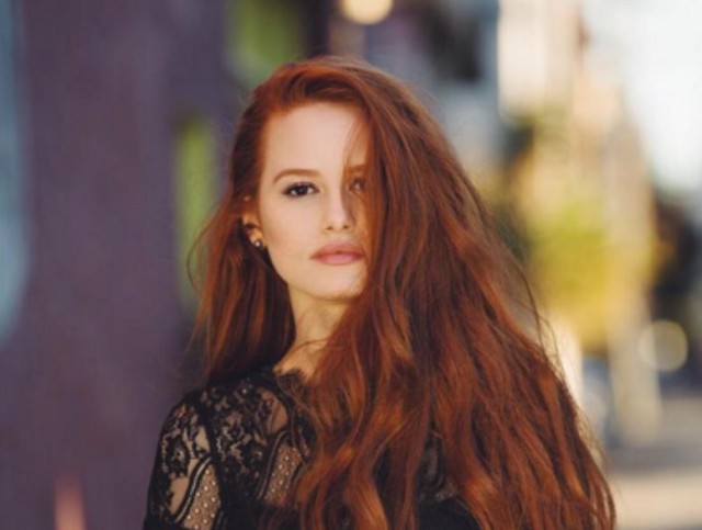 Madelaine  Petsch Fotoğrafları 6