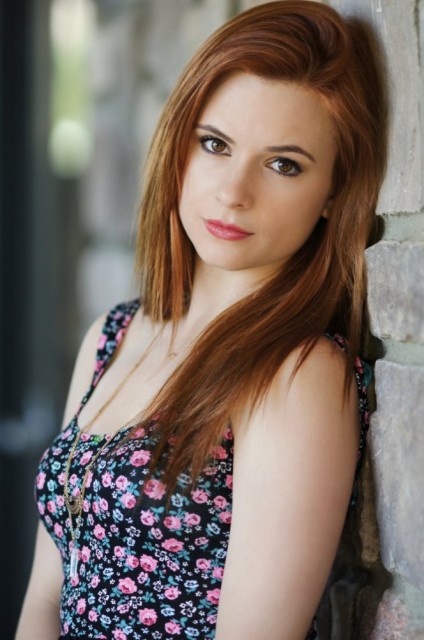 Lora  McHugh fotoğrafı