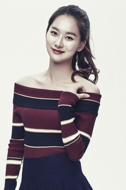 Park Seo-Young Fotoğrafı