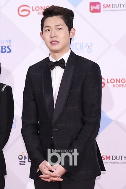 Woo Ki-Hoon fotoğrafı