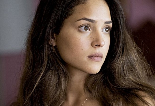 Adria Arjona Fotoğrafı