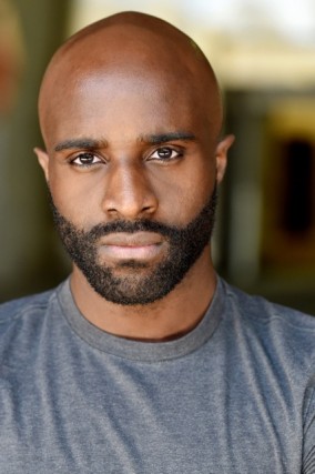 Toby  Onwumere Fotoğrafı