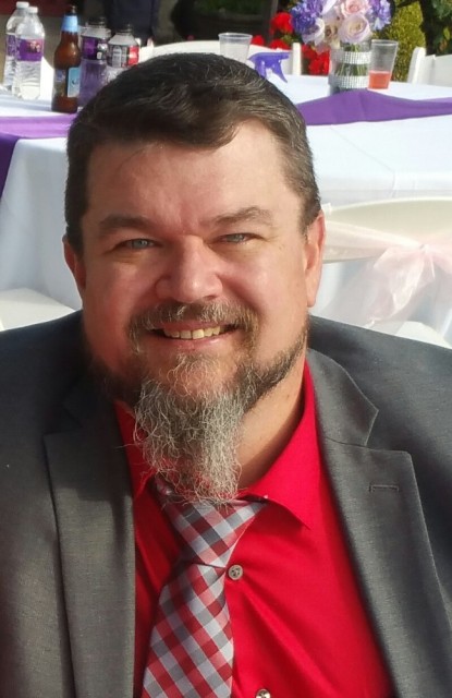 Lance  Caver fotoğrafı