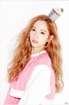 Kim Ji-yeon (iii) Fotoğrafı