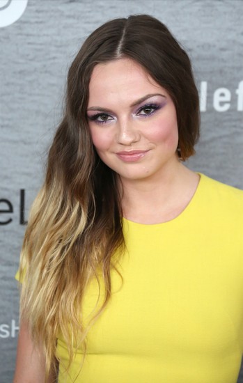 Emily Meade Fotoğrafı