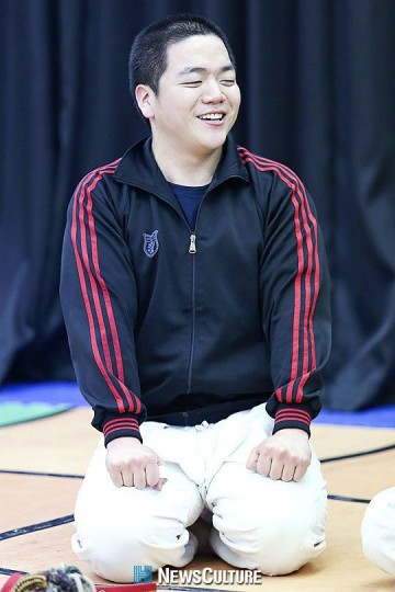 Park Kang-seop Fotoğrafı
