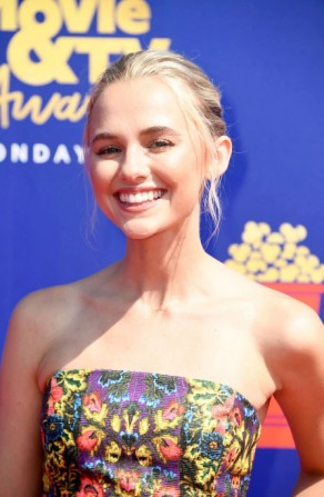 Madison Iseman Fotoğrafları 5