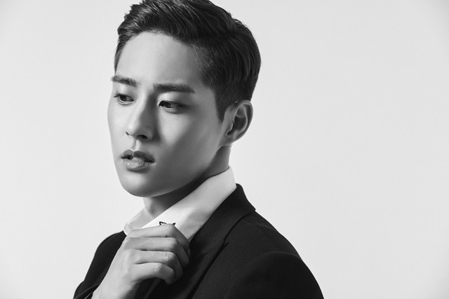 Yoon Jeong-hyuk Fotoğrafı