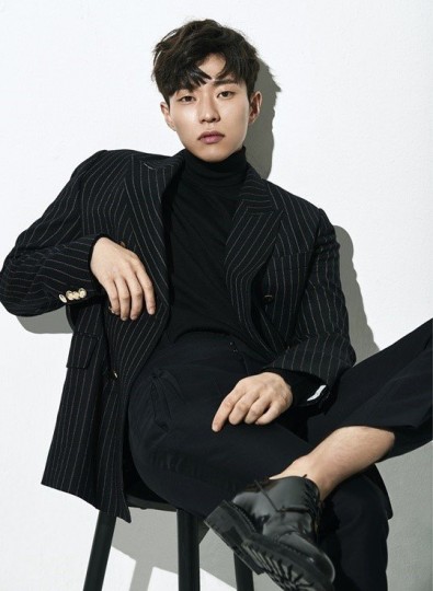 Yoon Jong-Suk Fotoğrafı