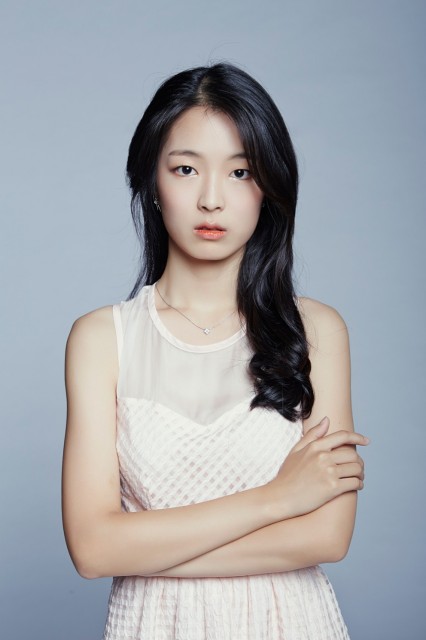 Lee Ji-Won (ii) Fotoğrafı