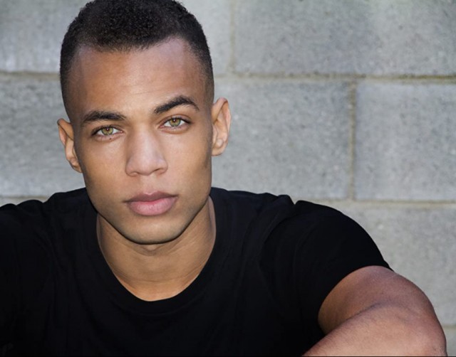 Kendrick  Sampson Fotoğrafları 10