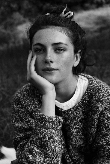 Millie Brady Fotoğrafı