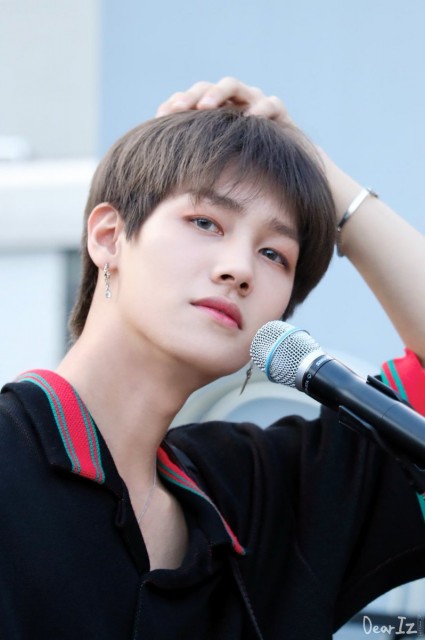 HyunJun (i) Fotoğrafı