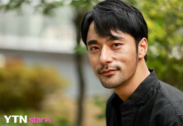 Yoon Joo-Man fotoğrafı