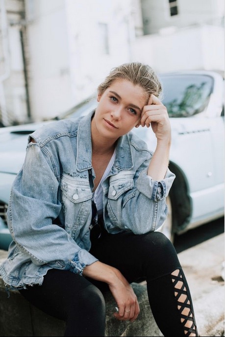 Rose Reid Fotoğrafı