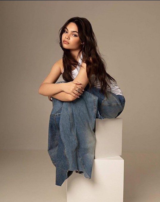 Ariana Greenblatt Fotoğrafı