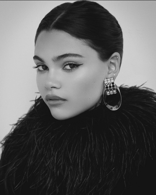 Ariana Greenblatt Fotoğrafı