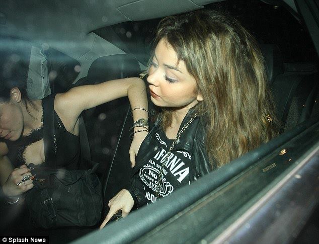 Sarah Hyland Fotoğrafları 599