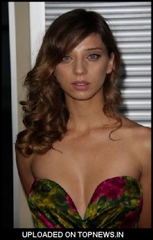 Angela Sarafyan Fotoğrafları 14