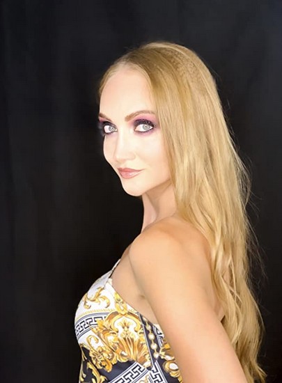 Nika Balina Fotoğrafı